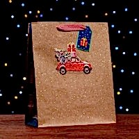 Пакет подарочный крафтовый "Машина с подарками"