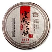 Шу пуэр «7978» марки «Лаотунчжи» (Старый товарищ) завода «Хайвань» (2007), 25 г (разлом блина)